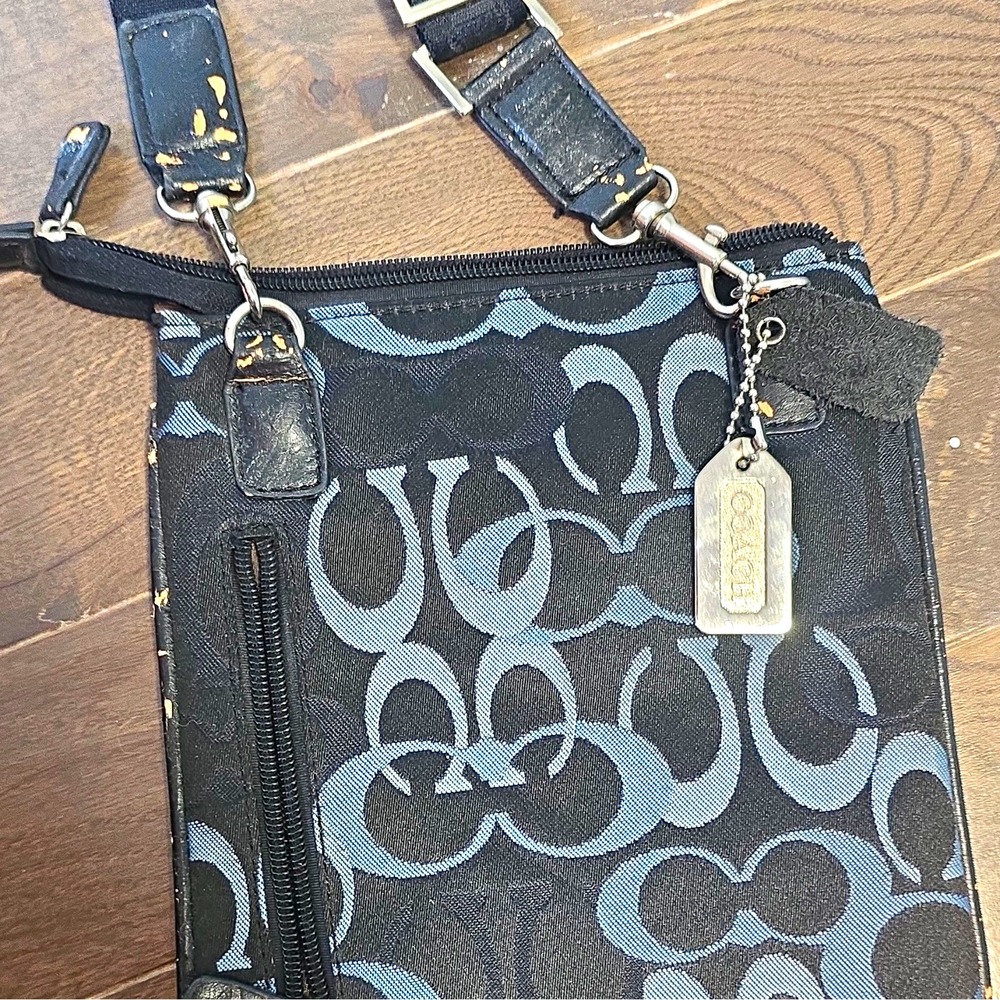 Coach Black Blue Signature Logo Crossbody Bag Zip, Adjustable Strap, Charm